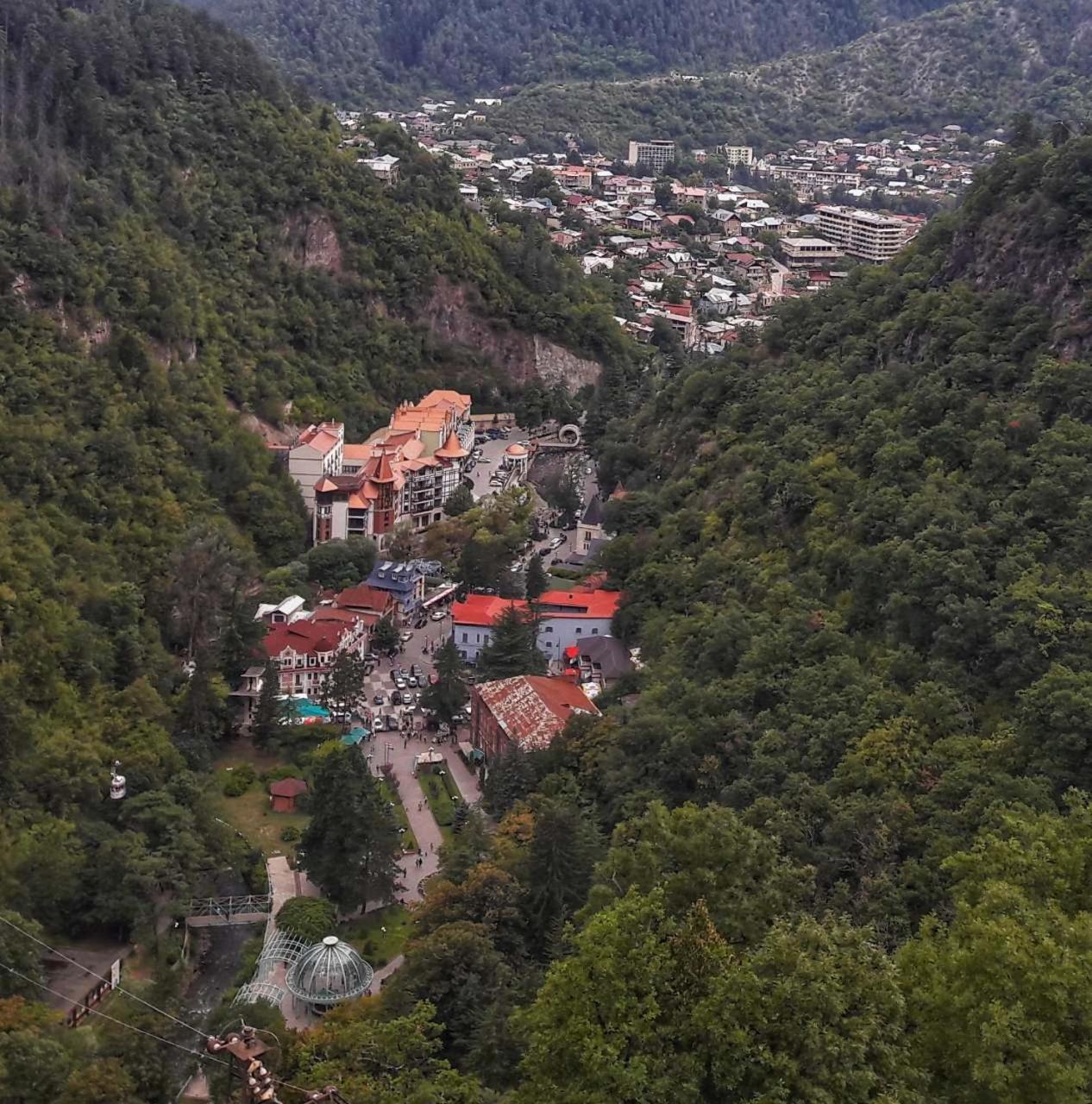 Parkside Apartment Borjomi Exterior foto